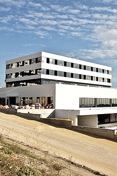 Yılmaz Holding (Sütaş) Ofis, Ticaret ve Dağıtım Merkezi